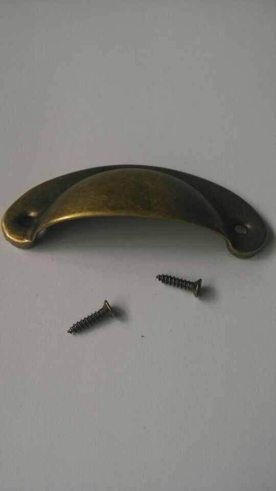 2 PCS/LOT Antique metal drawer handle yellow bronze shells 82mm semicircular handle cabinet handle
