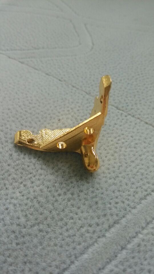 Zinc alloy imitation gold feet decorated wooden boxes fixed support legs corner