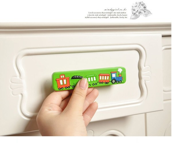Childern Room Cartoon handle  Soft plastic safe no harmful cute baby furniture knob Four color Single hole drawer pull