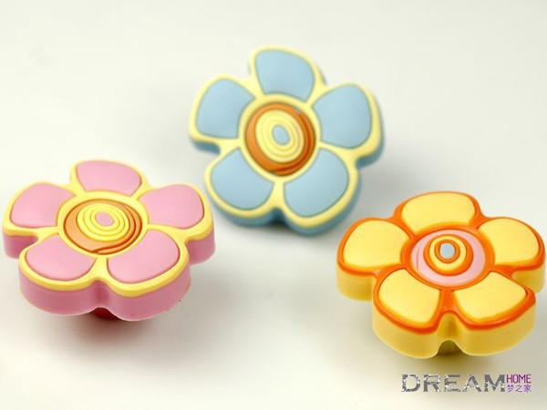 Children Playground Soft plastic Flower Furniture Handle Modern Simple Carton Knobs for Closet/Drawer/Shoes cabinet