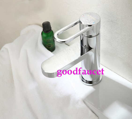Brand NEW  Bathroom Basin Faucet Deck Mounted Vanity Brass Sink Mixer Hot And Cold Water Tap Round Style Chrome