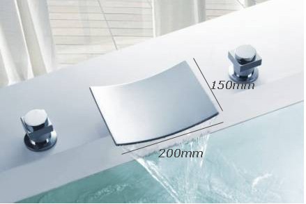 New Arrivel Luxury Brass Wall-Mounted 3Pcs Bathtub Basin Faucet Sink Waterfall Spout Mixer Tap 2 Handles Chrome