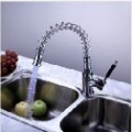 Single Handle Chrome Centerset Pull-out Kitchen Faucet