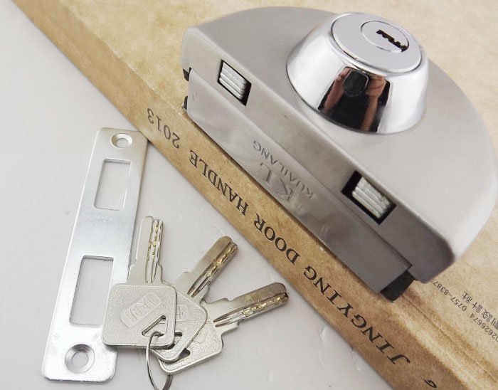 Folder Lock central glass door frameless locks (3 Computer Keys)