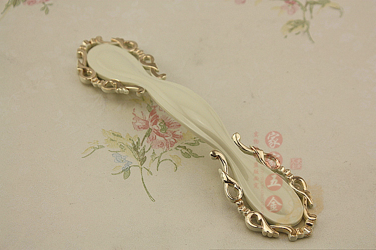 8pcs 96mm Ivory White with Golden Cabinet Knobs Home Classical Luxurious Kitchen Vintage Handles Furniture Desk Pulls