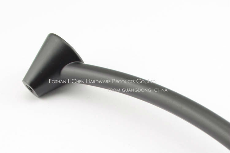 LICHEN H006B-128 Black Zinc alloy Furniture handles