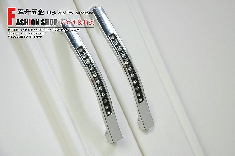 Silver Modern Style Cabinet Wardrobe Knob Drawer Door Pulls Handles 128mm 5.04" MBS258-2
