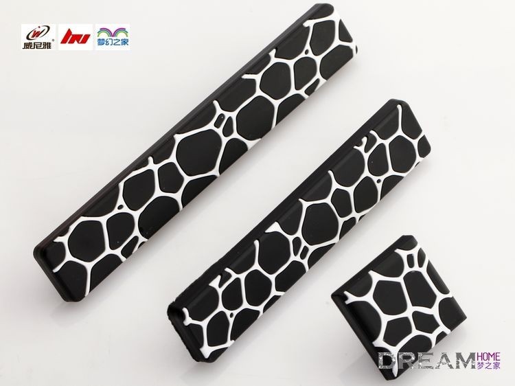 New arrival 128mm black cabinet pull handle, Drawer pull and knobs for kids. Pull handle for furniture