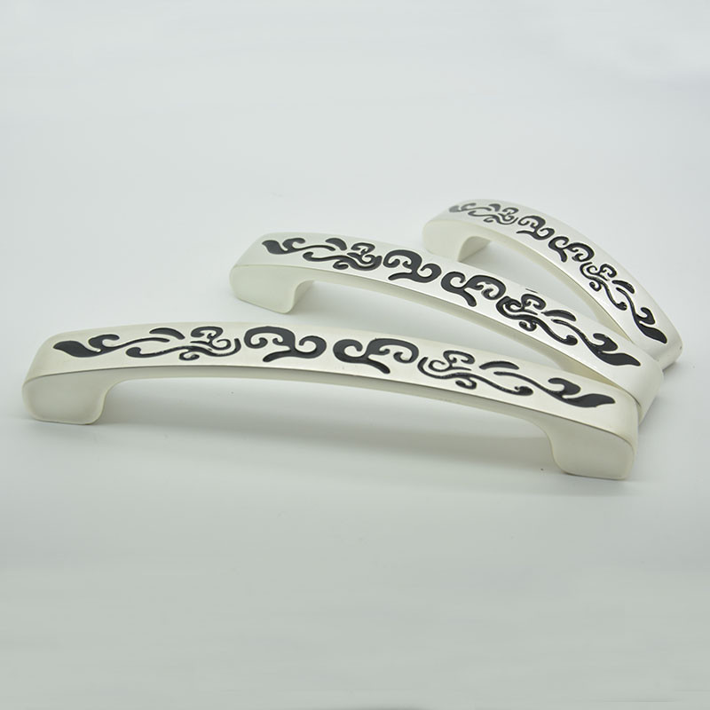 wave embossed 96 mm pearl white zinc alloy pulls handles for cabinet 100g for cabinet wardrobe cupboard dresser furniture