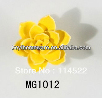 new design hand made yellow flower ceramic knobs handles cabinet pull kitchen cupboard knob kids drawer knobs MG1012