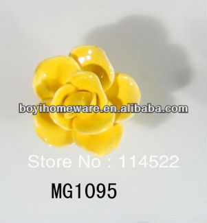 new design handmade hot sale flower ceramic knobs handles cabinet pull kitchen cupboard knob kids drawer knobs MG1095