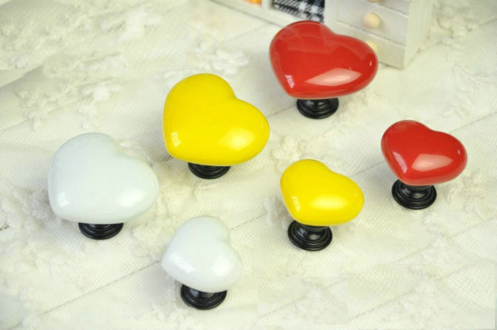Black base 10pcs heart shape Ceramic knob for Kids/ Children, Kitchen Ceramic Door Cabinets Cupboard knob and handles big size