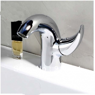 Wholesale And Retail Promotion NEW Design Polished Chrome Brass Bathroom Basin Faucet Single Handle Sink Mixer [Chrome Faucet-1320|]