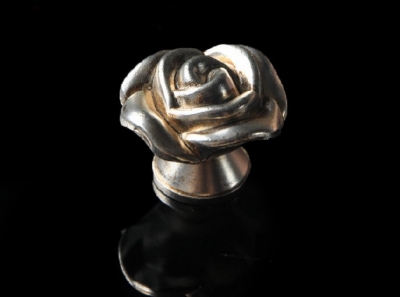 Zinc Alloy Ancient Silver Rose Cabinet Cupboard Drawer Knob Pulls Handle MBS200-2