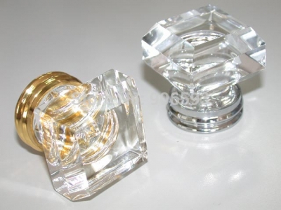 20PCS/LOT FREE SHIPPING 33MM CLEAR SQUARE CRYSTAL KNOB ON A GOLD BRASS BASE [Crystal furniture knob-76|]