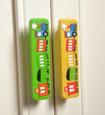 96mm Cartoon Children's Cabinet Knob Kid's Boys Girls Cupboard Handles Closet Drawer Pulls Knobs Soft Gum Train HF002