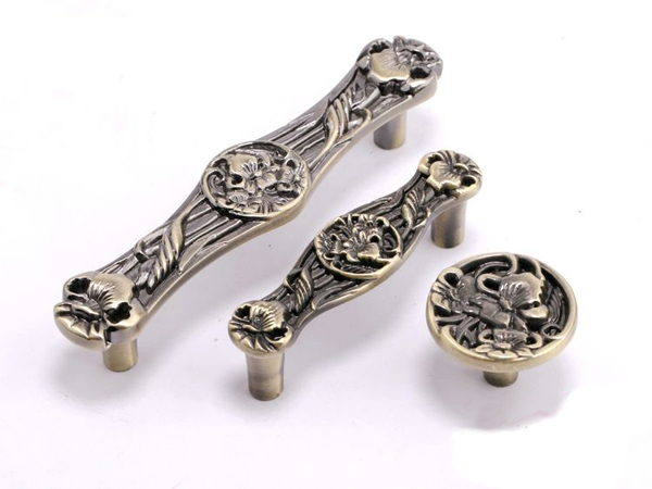 Classical antique bronze high grade zinc alloy flower pull European style furniture handle for cabinet/drawer/closet