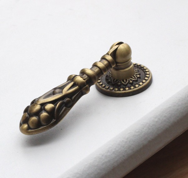 European&American Rural style Knobs Zinc Alloy Bronze New Classical Handle/High Grade Quality Closet Pull for furniture