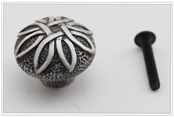 New classical European contracted style simple cupboard door drawer knobs ancient silver furniture handle/Livingstoni pull
