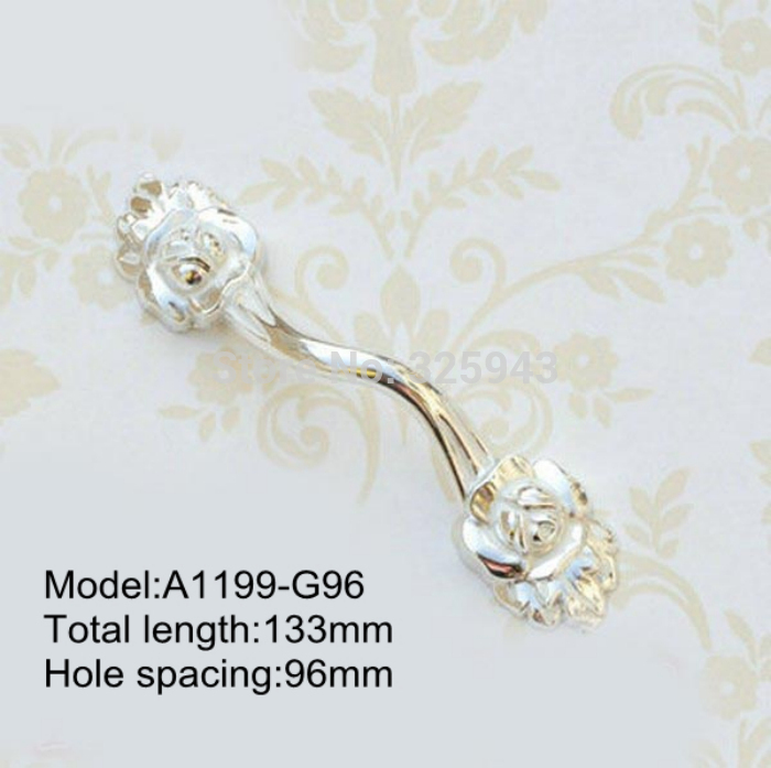 Hole Spacing 96mm Vintage Antique European Style White Color Palace Wardrobe Pull  Knobs Kitchen Cabinet Dresser Drawer Handle