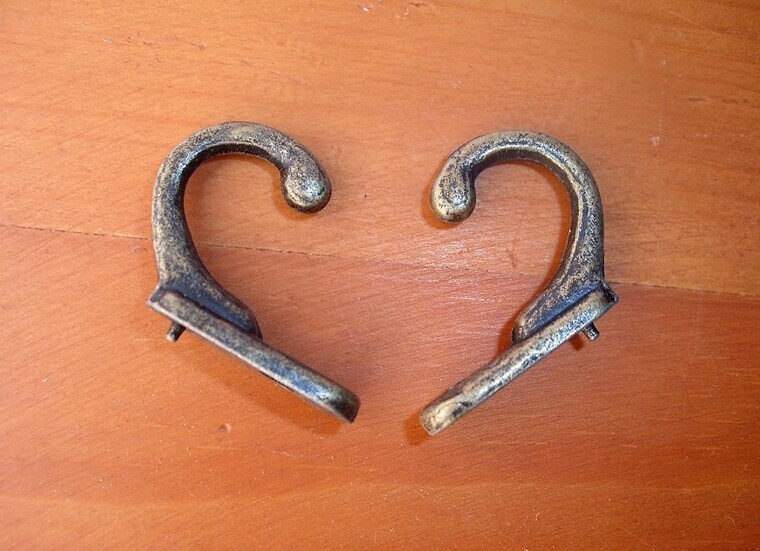 5PCS/LOT Antique small hook tied alloy single-row hook mini coat hooks special wall hooks