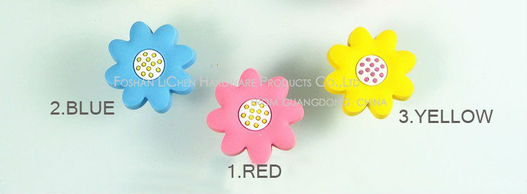 Chinese facturers LICHEN (10 pcs/lot) Soft PVC Red Yellow Blue Flower Cartoon knobs For Drawer Cabinet Door