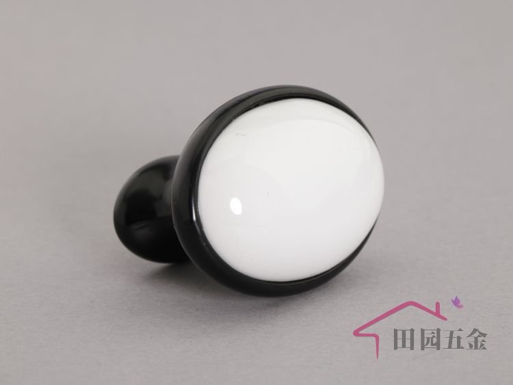 30/pcs Black & White oval Ceramic pull, Drawer knob, Handle Dia 40mm