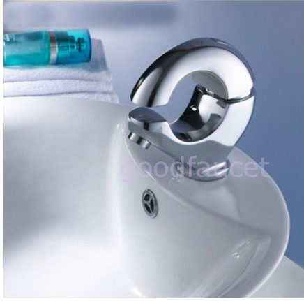 Wholesale And Retail Promotion  Novel Semi-Circle Shape Brass Bathroom Basin Faucet Vanity Sink Mixer Tap Chrome