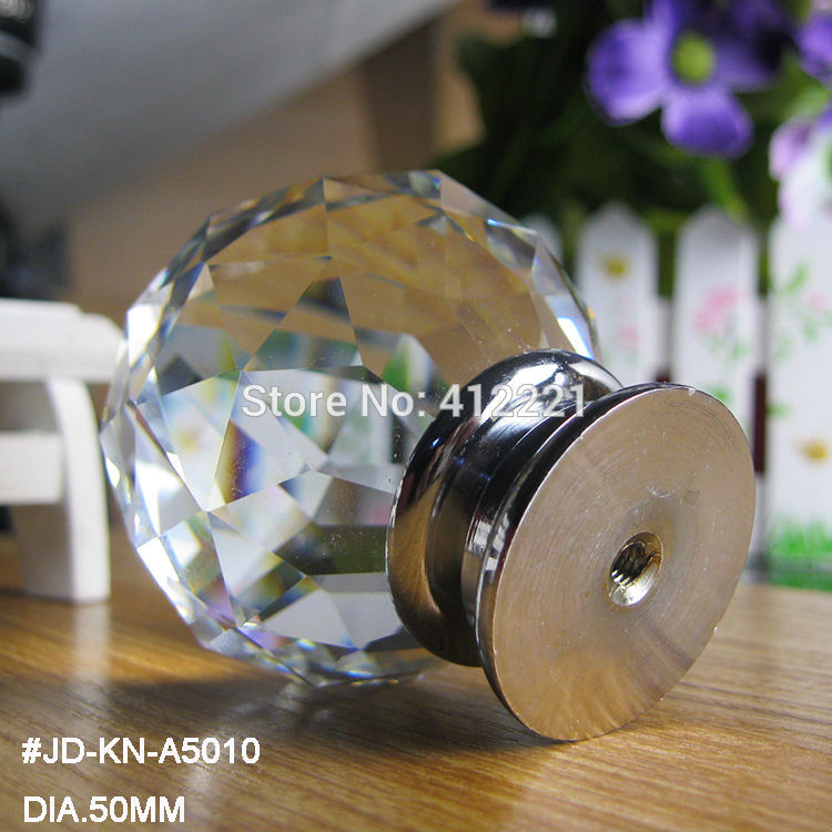 - 2pcs/lot Large 50 mm k9 Crystal Triangle Cut Faces Ball Knob Pull handle for furniture handle & Knob In Chrome