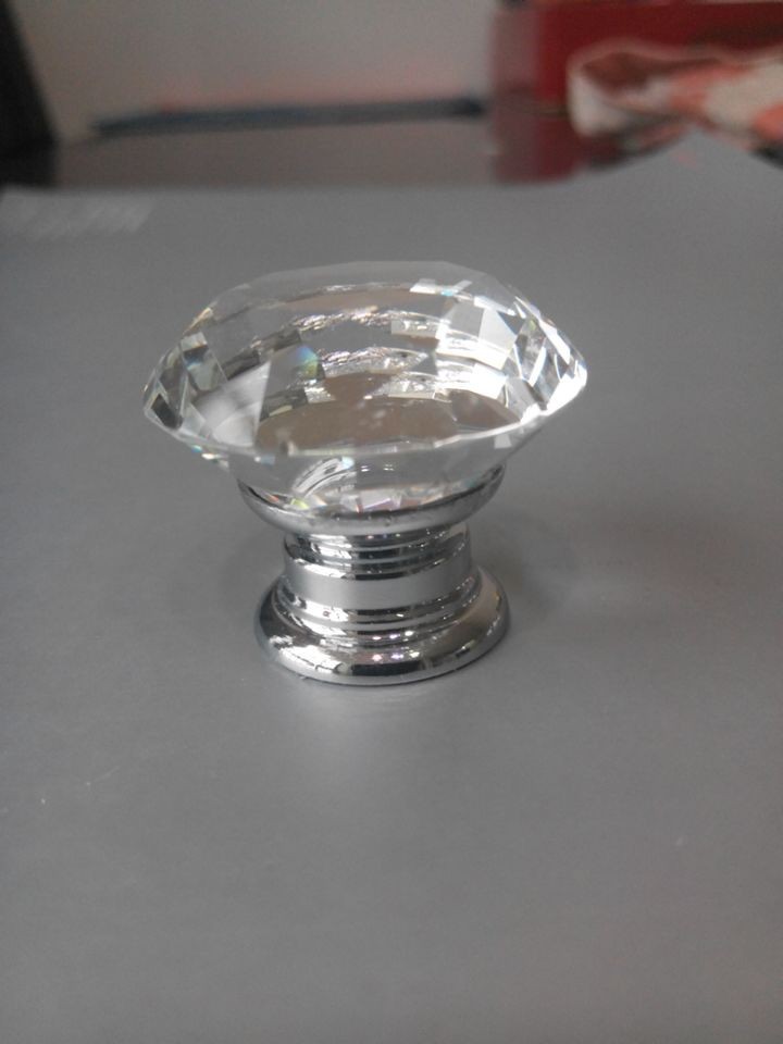 30pcs 30mm K9 Diamond Shape Clear Crystal Pulls Hardware Cabinet Sparkle Glass Kitchen Cabinet Knobs Handles