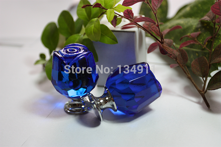 Hot Sale 10pcs 30mm Blue Crystal Rose Knobs Glass Furniture Handles Designs Closet Pull for Kitchen Wholesale