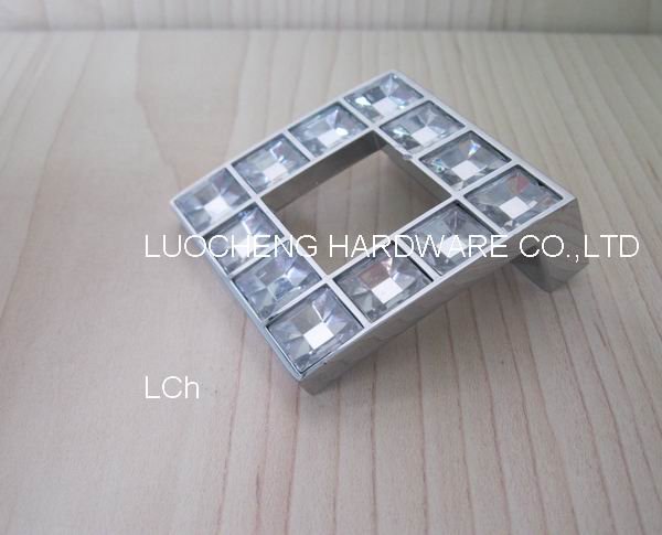 50PCS/ LOT 48 MM CLEAR CRYSTAL HANDLE WITH ALUMINIUM ALLOY CHROME METAL PART