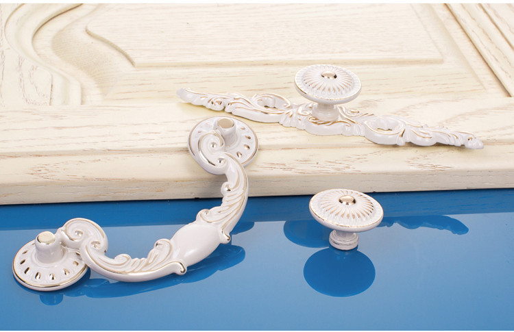 New European Lvory White Furniture Hardware Handle Kitchen Cabinets Door Knob Drawer Wardrobe Cupboard Shoe Closet Accessories