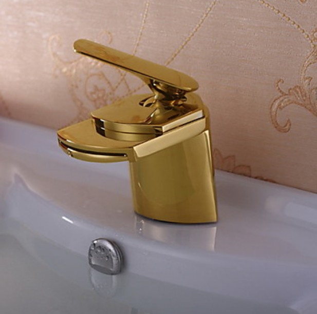 Wholesale And Retail Promotion Solid Brass Deck Mounted Waterfall Bathroom Faucet Single Handle Golden Mixer