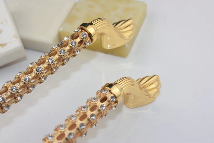 Fashion 6pcs 96mm Yellow Gold Drawer Knobs Crystal Diamond Porcelain Dresser Pulls (L:150mm  D:12mm H:30mm)
