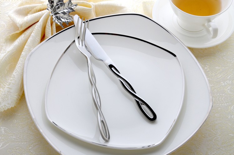 1 set 4pcs Stainless Steel Steak Knife and Fork & Spoon four-piece Western-style Food Flatware Sets Tableware