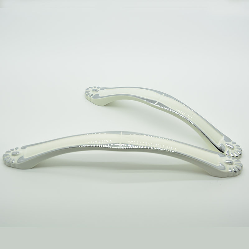 white coating + chrome plating simple style fashion funiture handle zinc alloy drawer pulls furniture for cupboard and drawer