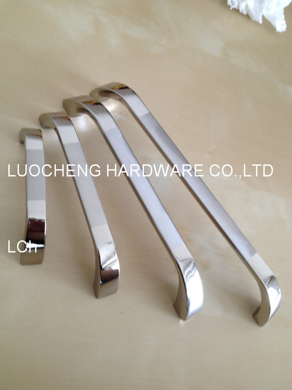 50 PCS/LOT HOLE TO HOLE 128MM STAINLESS STEEL  HANDLES ZINC HANDLES, CABINET HANDLES, FURNITURE KNOBS